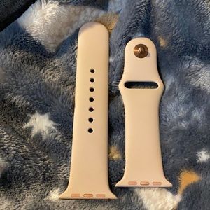 Rose gold / light pink Apple Watch band